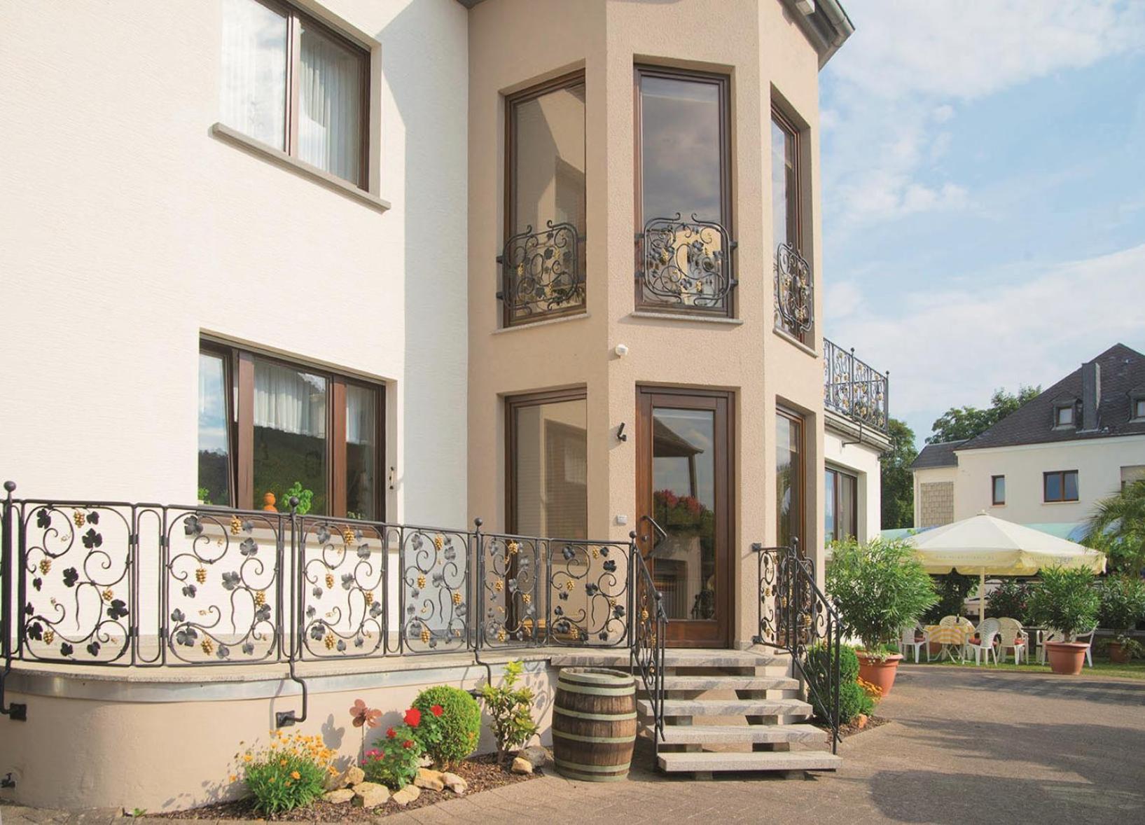 Gaestehaus Und Weingut Bernd Frieden Nittel Buitenkant foto