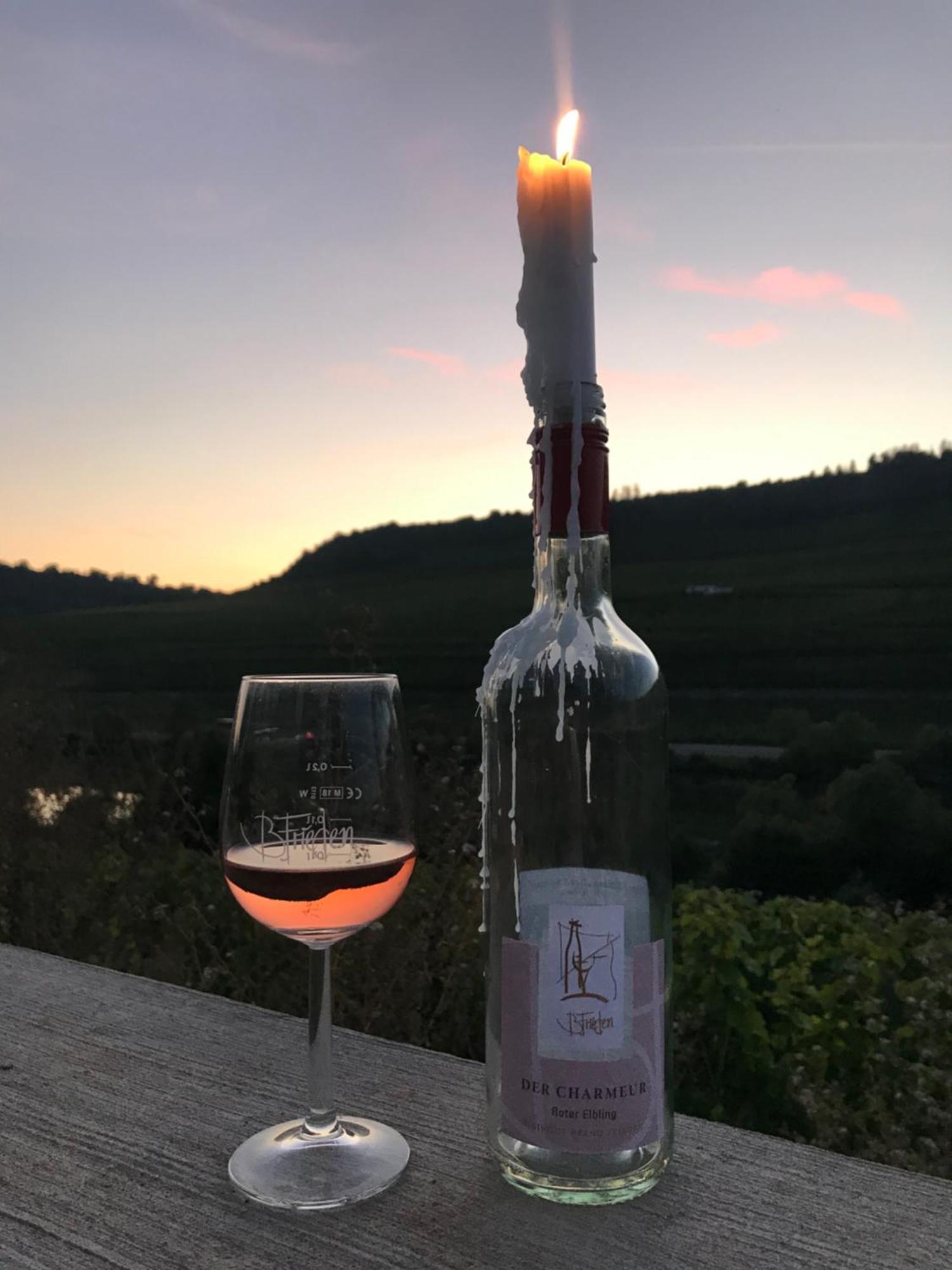 Gaestehaus Und Weingut Bernd Frieden Nittel Buitenkant foto