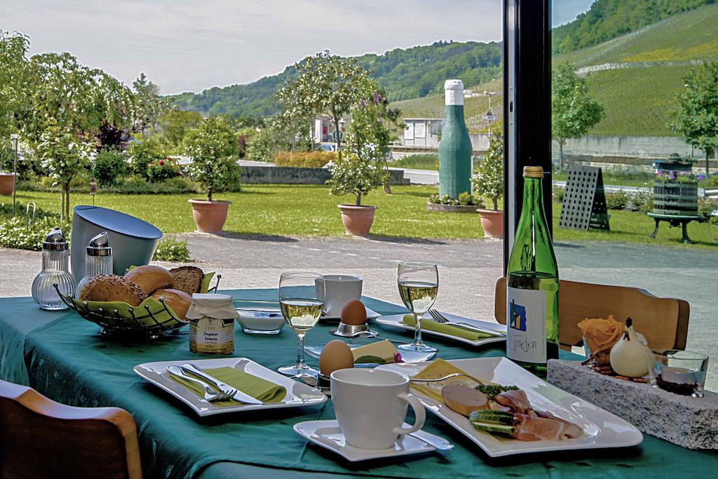 Gaestehaus Und Weingut Bernd Frieden Nittel Buitenkant foto