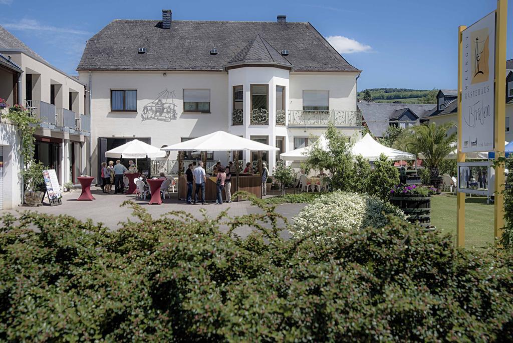 Gaestehaus Und Weingut Bernd Frieden Nittel Buitenkant foto